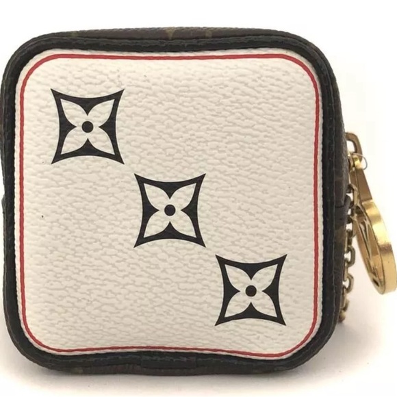 Louis Vuitton Monogram Game On Porte Monnaie
Cube Pouch/Purse.  RARE - Picture 4 of 9